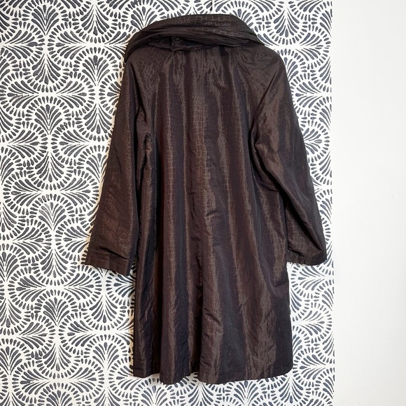 Vintage Portrait Button Front Oversized Hood Alligator Print Raincoat Jacket - Picture 4 of 16